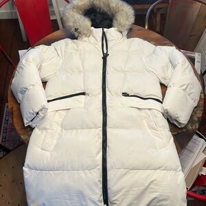 NWT Canada Weather Gear Puffer Jacket